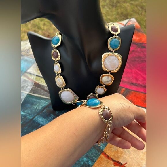 Vintage Inspired Multi-Stone Necklace Bracelet Set - Picture 10 of 14